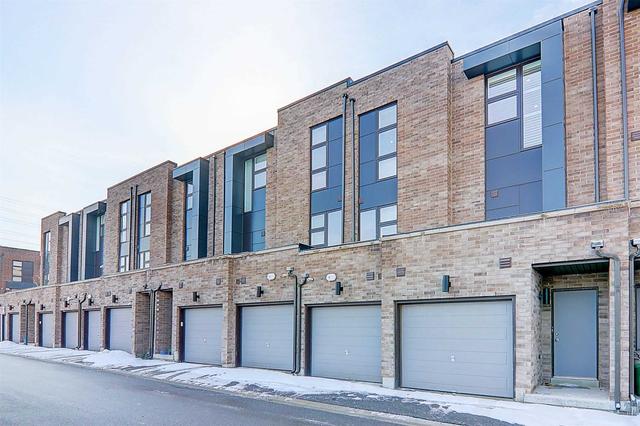 9 Thorncrest Dr, House attached with 3 bedrooms, 3 bathrooms and 3 parking in Vaughan ON | Image 28