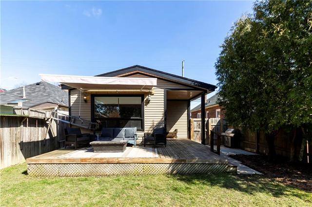 146 Brucedale Avenue E, House detached with 2 bedrooms, 1 bathrooms and 2 parking in Hamilton ON | Image 35