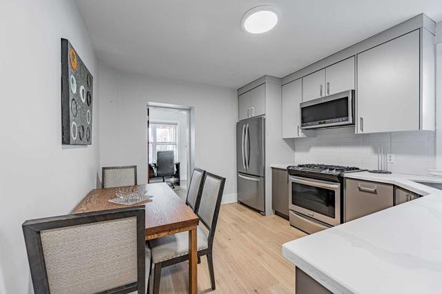 upper - 374 Crawford St, House semidetached with 2 bedrooms, 1 bathrooms and 1 parking in Toronto ON | Image 26