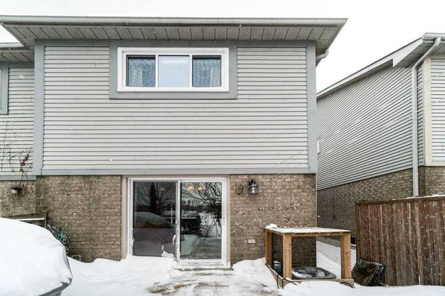 2445 Stefi Tr, House attached with 3 bedrooms, 2 bathrooms and 3 parking in Oakville ON | Image 35