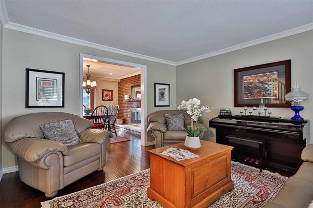 3308 Cindy Cres, House detached with 4 bedrooms, 3 bathrooms and 6 parking in Mississauga ON | Image 39