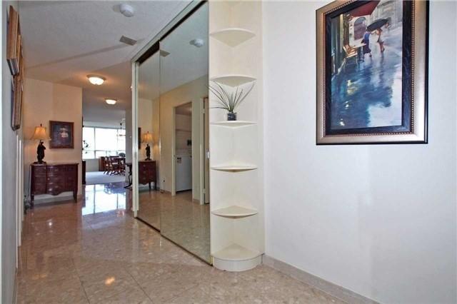 1001 - 215 Wynford Dr, Condo with 2 bedrooms, 3 bathrooms and 2 parking in Toronto ON | Image 3