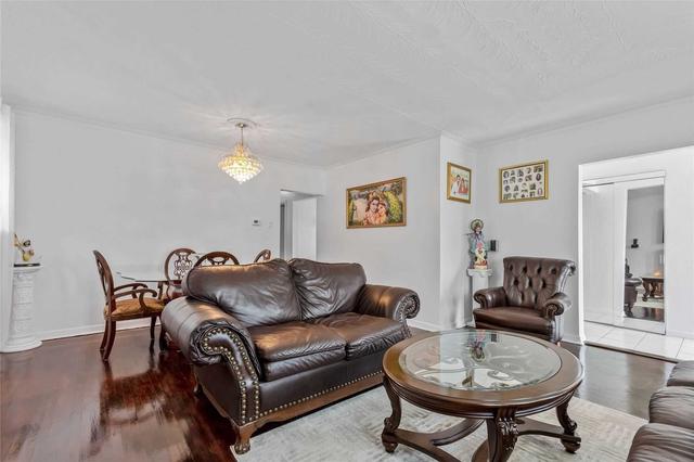 49 Abbeville Rd, House detached with 3 bedrooms, 3 bathrooms and 4 parking in Toronto ON | Image 22