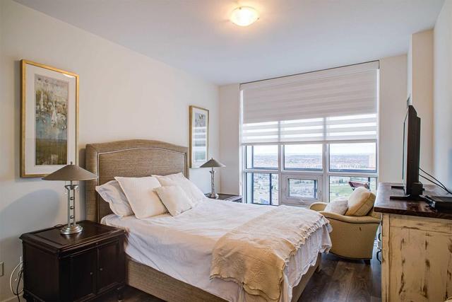 Ph01 - 4633 Glen Erin Dr, Condo with 2 bedrooms, 2 bathrooms and 2 parking in Mississauga ON | Image 11