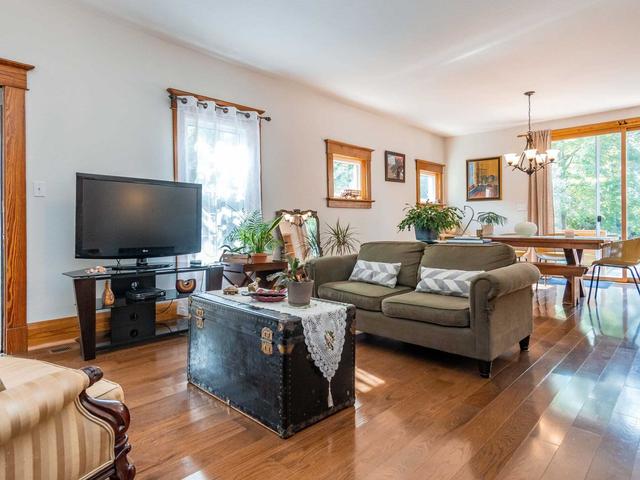 123 Mill St S, House detached with 4 bedrooms, 2 bathrooms and 6 parking in Brampton ON | Image 34