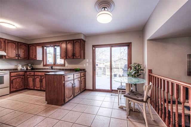 22 Brazolot Dr, House detached with 3 bedrooms, 4 bathrooms and 3 parking in Guelph ON | Image 39