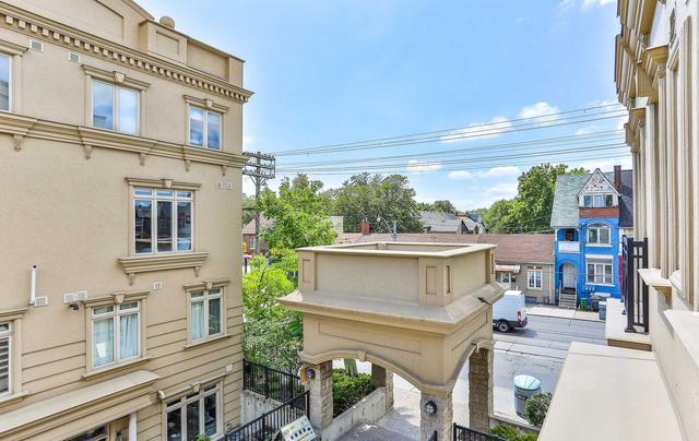 10 - 98 Carr St, Townhouse with 2 bedrooms, 1 bathrooms and 1 parking in Toronto ON | Image 24