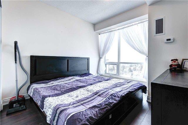 1002 - 9088 Yonge St, Condo with 2 bedrooms, 2 bathrooms and 1 parking in Richmond Hill ON | Image 8