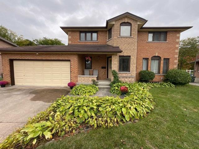 26 Foxwood Cres, House detached with 4 bedrooms, 4 bathrooms and 7 parking in Guelph ON | Image 1