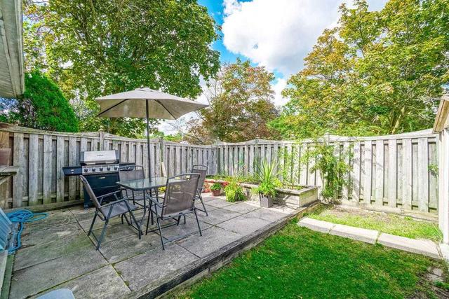 80 Lillooet Cres, House attached with 4 bedrooms, 2 bathrooms and 3 parking in Richmond Hill ON | Image 27