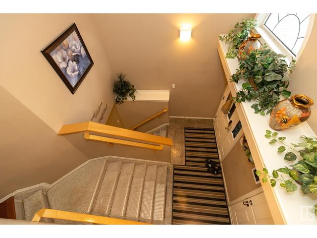 425 84 St Sw Sw, House detached with 4 bedrooms, 3 bathrooms and null parking in Edmonton AB | Image 5