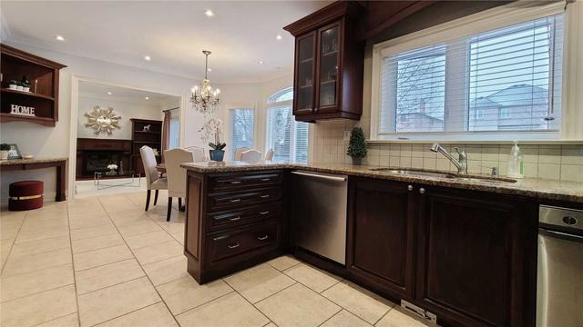 88 May Ave, House detached with 3 bedrooms, 4 bathrooms and 6 parking in Richmond Hill ON | Image 6