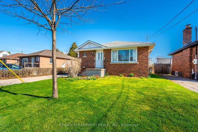 251 South Bend Rd E, House detached with 3 bedrooms, 2 bathrooms and 3 parking in Hamilton ON | Image 23