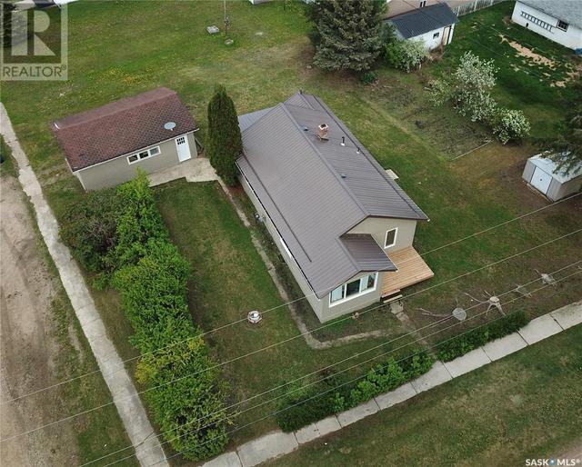 402 4th Street, House detached with 2 bedrooms, 1 bathrooms and null parking in Medstead SK | Image 22