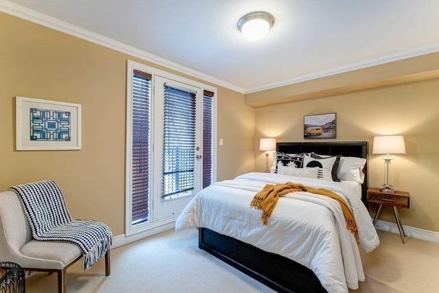 4a Scarborough Rd, Townhouse with 4 bedrooms, 3 bathrooms and 2 parking in Toronto ON | Image 13