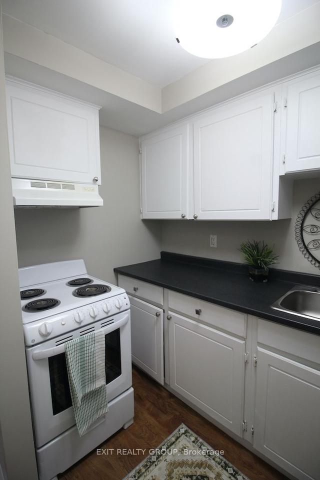 106 - 25 College St E, Condo with 1 bedrooms, 1 bathrooms and 1 parking in Belleville ON | Image 9