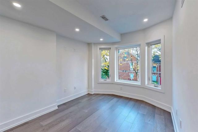 6 Halton St, House semidetached with 2 bedrooms, 4 bathrooms and 0 parking in Toronto ON | Image 17