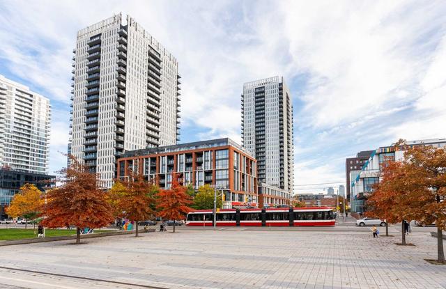 810 - 55 Regent Park Blvd, Condo with 1 bedrooms, 1 bathrooms and 0 parking in Toronto ON | Card Image