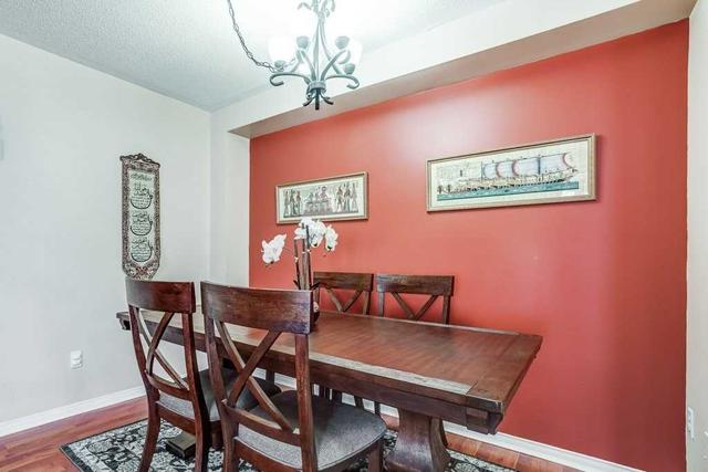 113 Chipmunk Cres, House attached with 3 bedrooms, 3 bathrooms and 2 parking in Brampton ON | Image 11