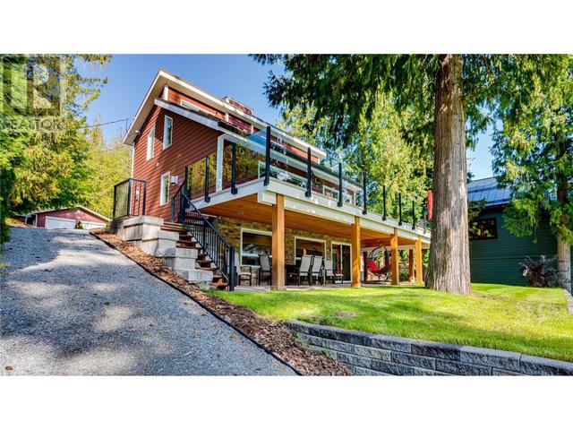 339 Coach Road, House detached with 3 bedrooms, 3 bathrooms and 8 parking in Sicamous BC | Image 9