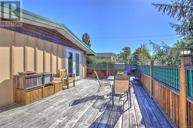 5200 Eleanor St, House detached with 3 bedrooms, 2 bathrooms and 6 parking in Cowichan Valley D BC | Image 1
