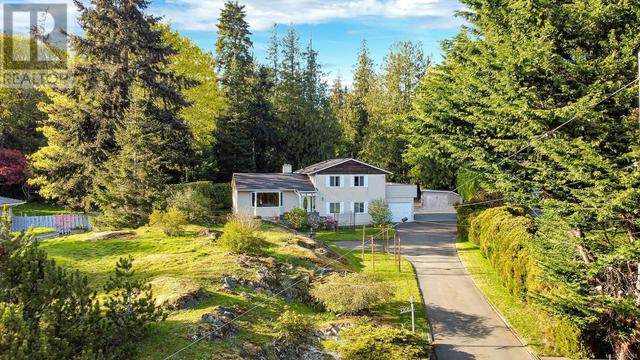 1900 Barrett Dr, House detached with 4 bedrooms, 2 bathrooms and 5 parking in North Saanich BC | Image 40