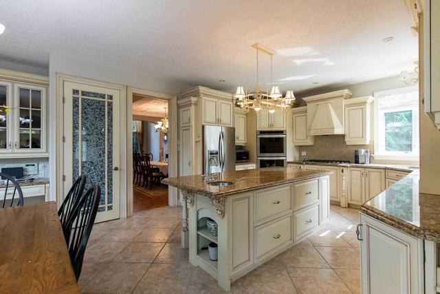 2243 Hidden Valley Cres, House detached with 5 bedrooms, 5 bathrooms and 13 parking in Kitchener ON | Image 40