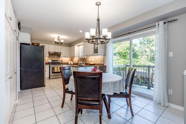 46 Foxchase Dr, House detached with 4 bedrooms, 4 bathrooms and 6 parking in Caledon ON | Image 4