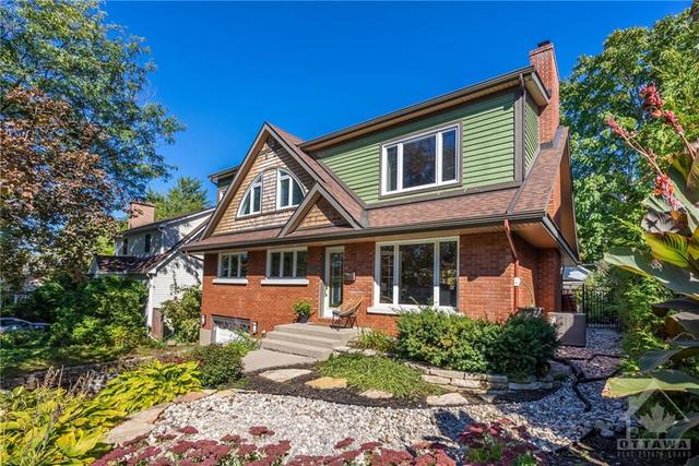 605 Gainsborough Avenue, House detached with 4 bedrooms, 3 bathrooms and 5 parking in Ottawa ON | Image 2