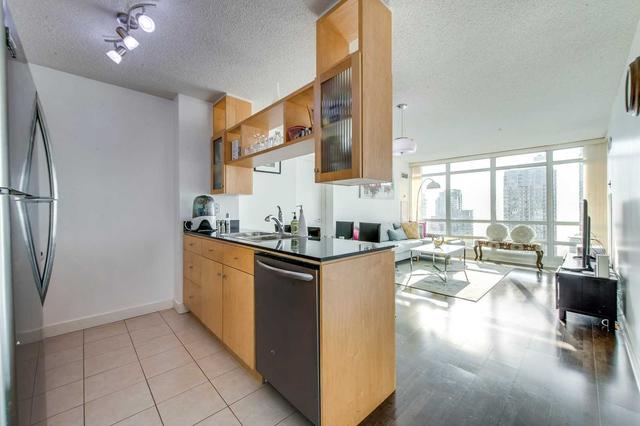 3611 - 397 Front St W, Condo with 2 bedrooms, 2 bathrooms and 2 parking in Toronto ON | Image 15