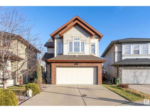 1111 Chahley Co Nw, House detached with 4 bedrooms, 3 bathrooms and 4 parking in Edmonton AB | Card Image