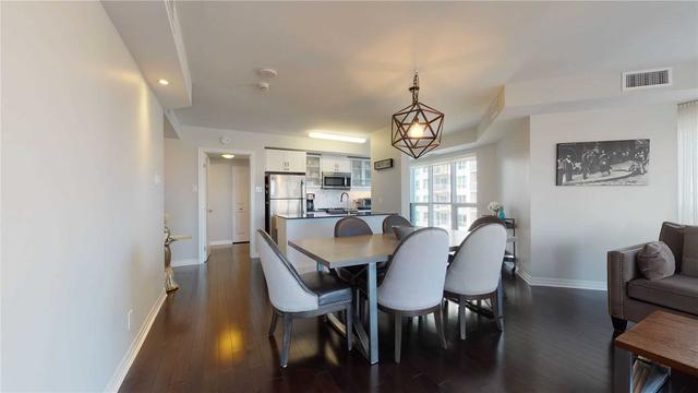242 Rideau St, Condo with 2 bedrooms, 2 bathrooms and 1 parking in Ottawa ON | Image 3