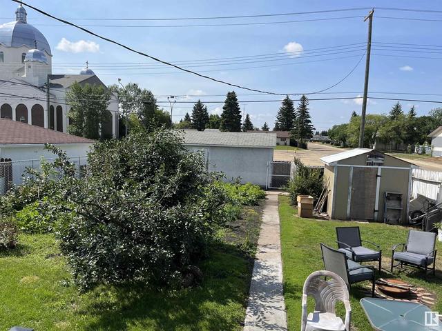 5734 50 St, House detached with 2 bedrooms, 1 bathrooms and null parking in Vegreville AB | Image 16