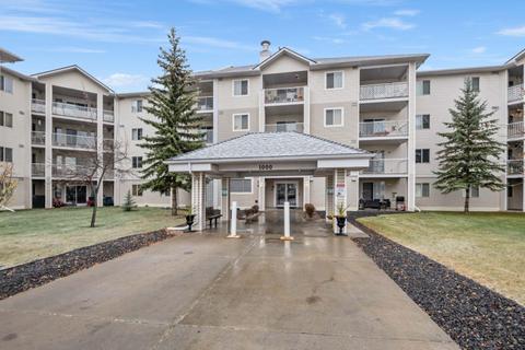 1420 - 6224 17 Avenue Se, Condo with 2 bedrooms, 2 bathrooms and 2 parking in Calgary AB | Card Image