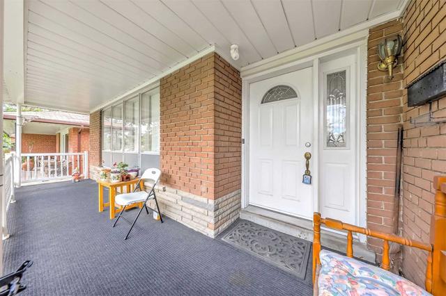 59 Cummer Ave, House detached with 3 bedrooms, 2 bathrooms and 4 parking in Toronto ON | Image 14