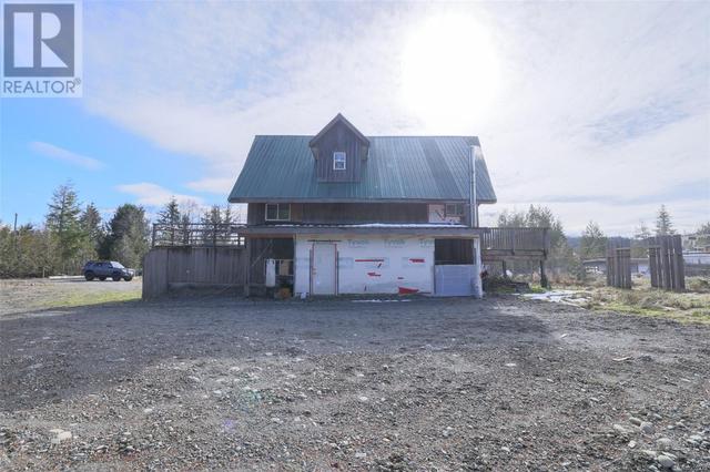 1803 Twin Peaks Rd, House detached with 2 bedrooms, 2 bathrooms and null parking in Mount Waddington C BC | Image 8