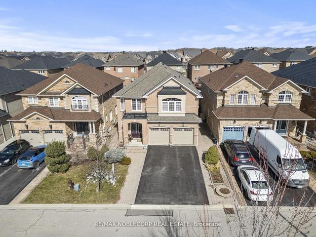 36 Venice Gate Dr, House detached with 5 bedrooms, 5 bathrooms and 6 parking in Vaughan ON | Image 30
