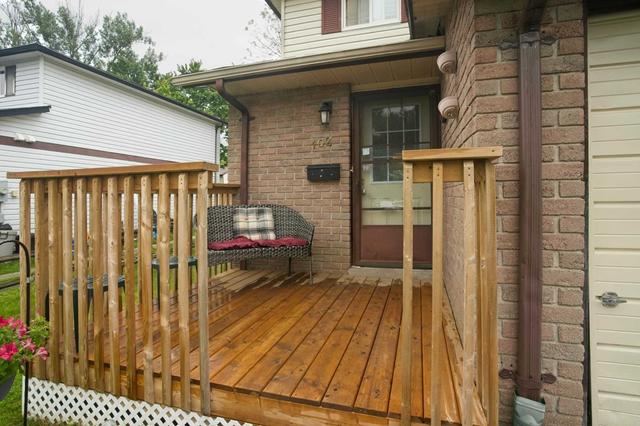 102 Mowat Cres, House semidetached with 3 bedrooms, 2 bathrooms and 3 parking in Barrie ON | Image 23