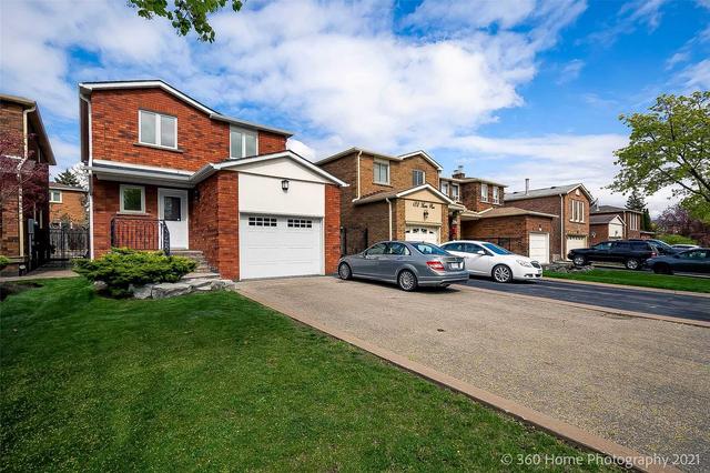 134 Marita Pl, House detached with 3 bedrooms, 3 bathrooms and 5 parking in Vaughan ON | Image 1