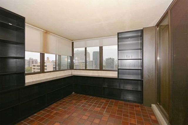 1102 - 150 Heath St W, Condo with 3 bedrooms, 3 bathrooms and 3 parking in Toronto ON | Image 2