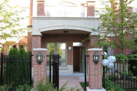 th 14 - 20 Burkebrook Pl, Townhouse with 3 bedrooms, 3 bathrooms and 2 parking in Toronto ON | Image 2