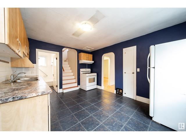 12236 104 St Nw, House detached with 3 bedrooms, 1 bathrooms and null parking in Edmonton AB | Image 13