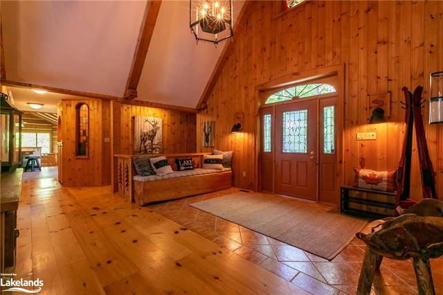 1030 Thompson Lane, House detached with 6 bedrooms, 3 bathrooms and 8 parking in Lake of Bays ON | Image 15