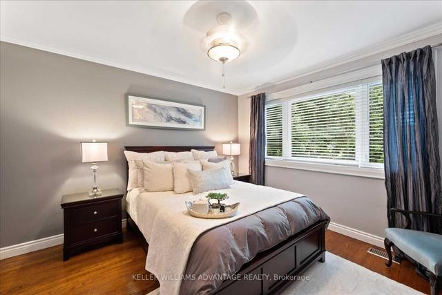 43 Somerdale Sq, House detached with 4 bedrooms, 2 bathrooms and 3 parking in Toronto ON | Image 4