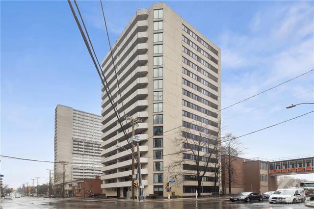 1103 - 200 Bay Street, Condo with 1 bedrooms, 1 bathrooms and 1 parking in Ottawa ON | Image 1
