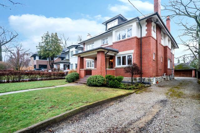 173 Glenrose Ave, House detached with 6 bedrooms, 2 bathrooms and 10 parking in Toronto ON | Image 23