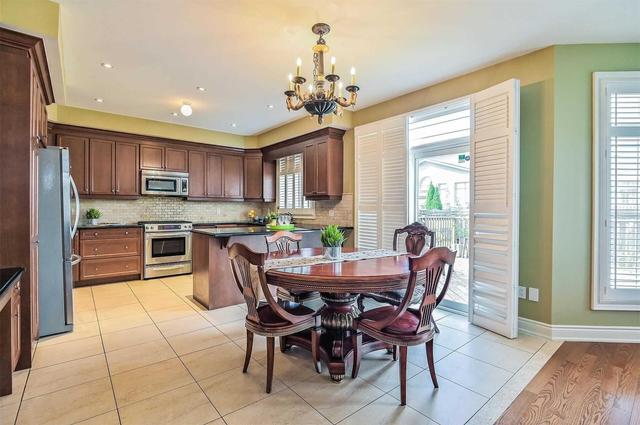 515 Amarone Crt, House detached with 6 bedrooms, 5 bathrooms and 4 parking in Mississauga ON | Image 5