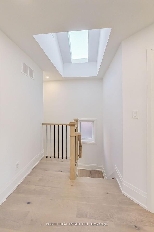 579 Merton St, House detached with 3 bedrooms, 4 bathrooms and 1 parking in Toronto ON | Image 8