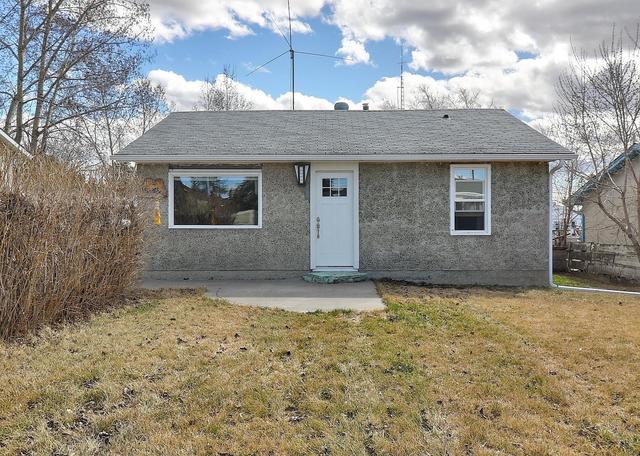 9511 107 Avenue, House detached with 1 bedrooms, 1 bathrooms and 2 parking in Grande Prairie AB | Image 1