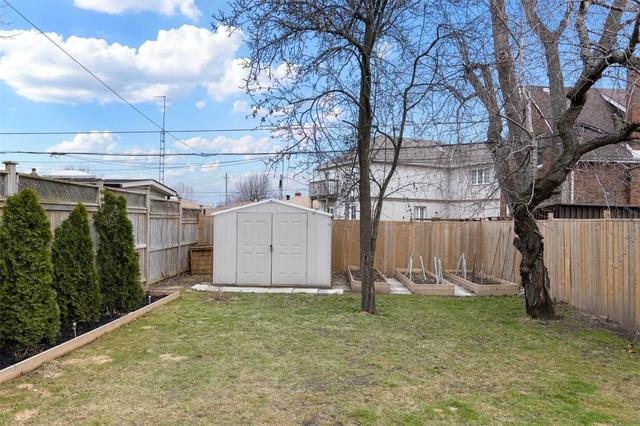88 North Edgely Ave, House detached with 3 bedrooms, 2 bathrooms and 3 parking in Toronto ON | Image 20